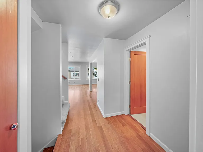 44 Bradford St — Photo 15