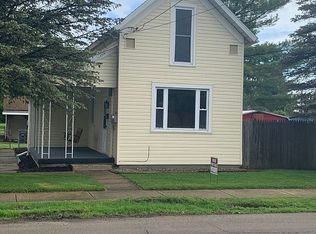 649 W State St, Albany, IN 47320