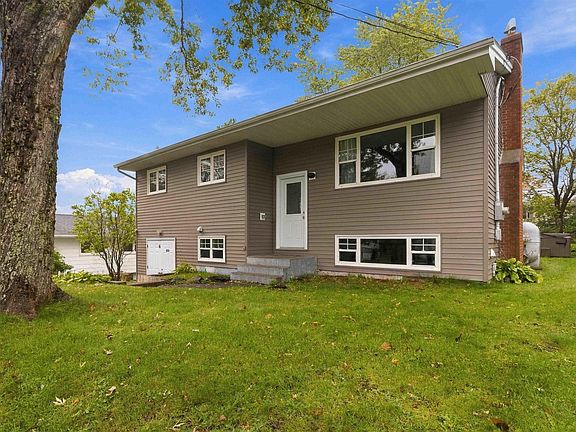 3rd image of 6 Sandra Ct