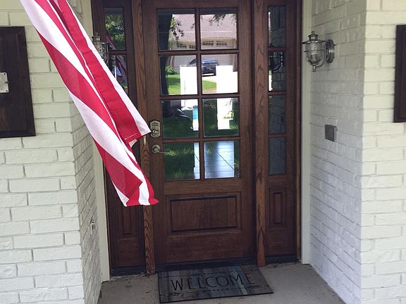 2nd image of 303 Scenic Dr