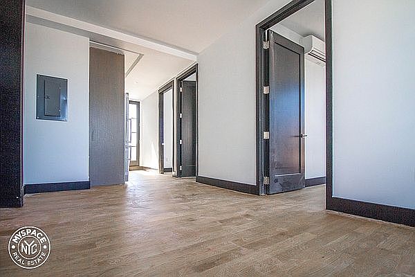 1st image of 82 Jefferson St #8G