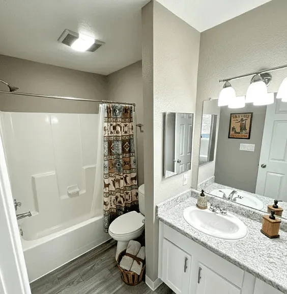Vista Del Sol Apartments — Photo 38