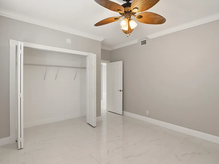 220 Lake Dr #206 — Photo 24