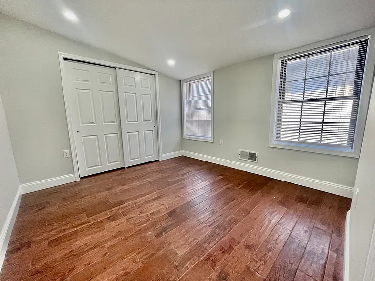 1005 Frankford Ave #2 — Photo 20
