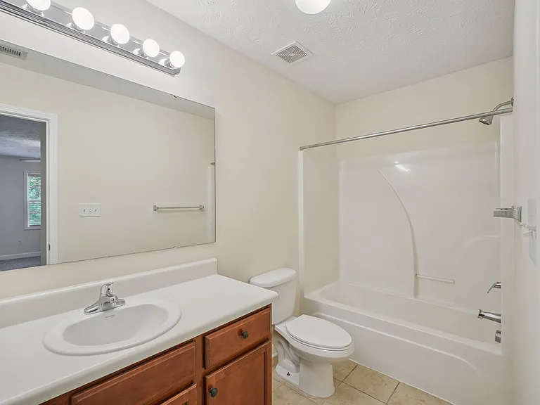 Summerlyn Cottages — Photo 11