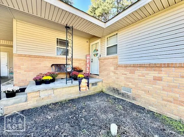 711 Valley Dr, Jonesboro, AR 72401