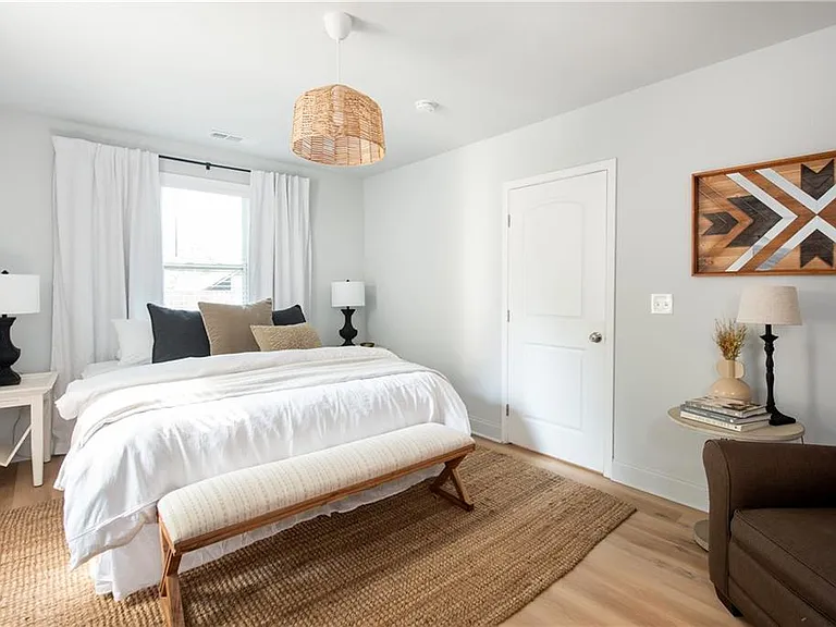 187 Farrington Ave SE — Photo 21