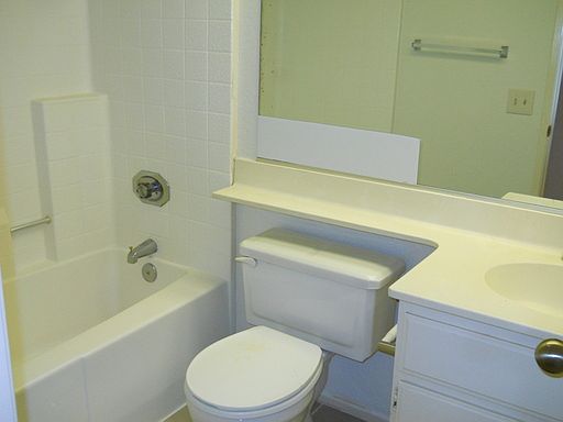 5th image of 12005 Ponce De Leon Dr