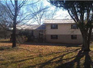 8616 Blueberry Ln, Ooltewah, TN 37363