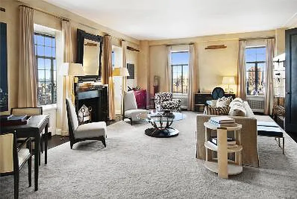 Sold by Corcoran | media 24