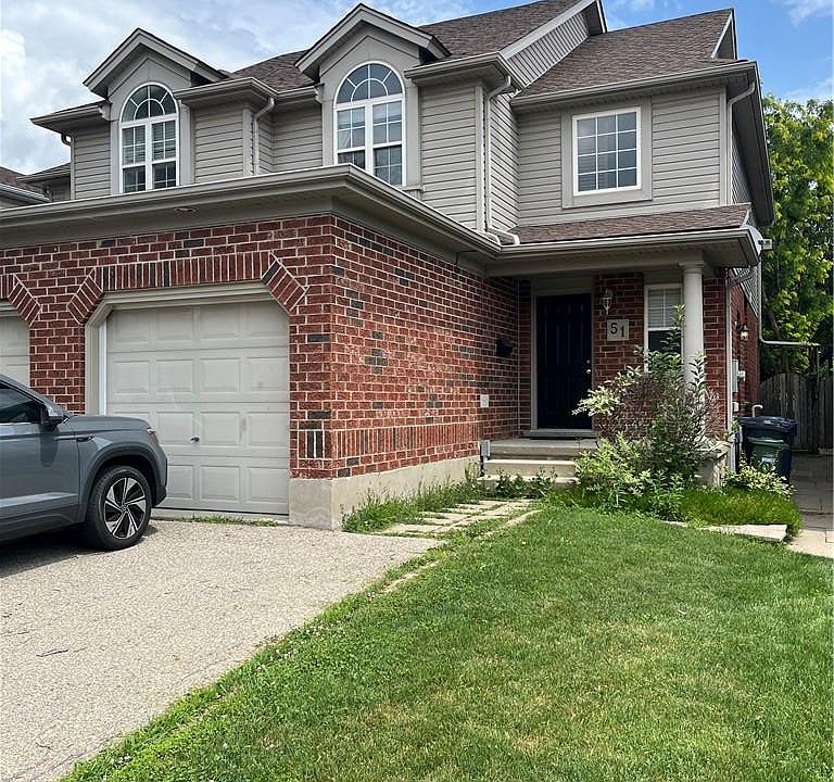1st image of 51 Swift Cres