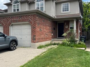 51 Swift Cres, Guelph, ON N1E7J3