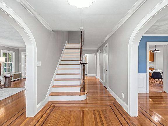 2nd image of 30 Chatham Rd