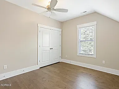 4076 Tamarisk Ln — Photo 32