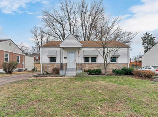 230 Saint Gregory Dr, Florissant, MO 63031