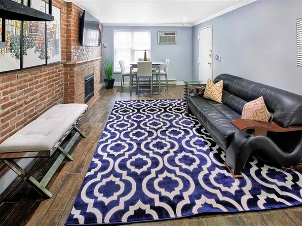 79 Garden Street image 2 of 10