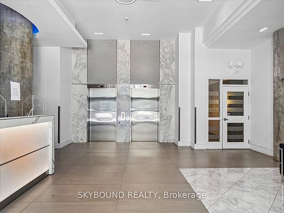 4th image of 300 Manitoba St #302