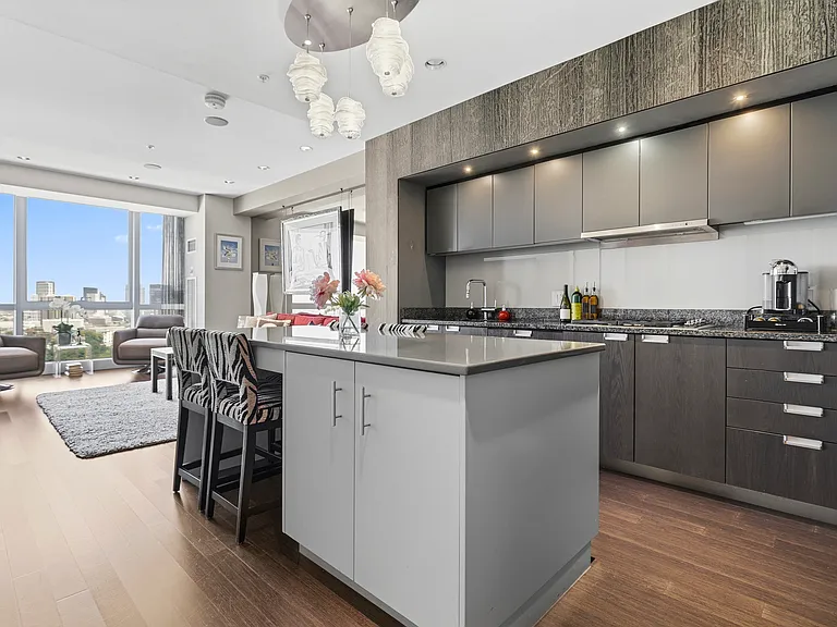 110 Stuart St #27F — Photo 14
