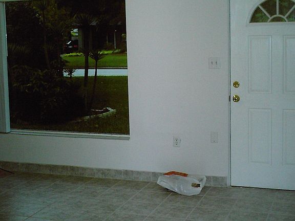 5th image of 219 S Glenwood Ave