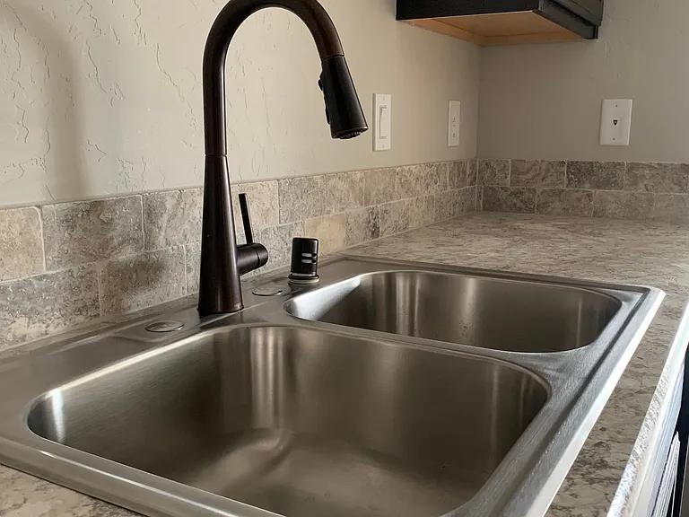 5810 Midland Ln — Photo 9