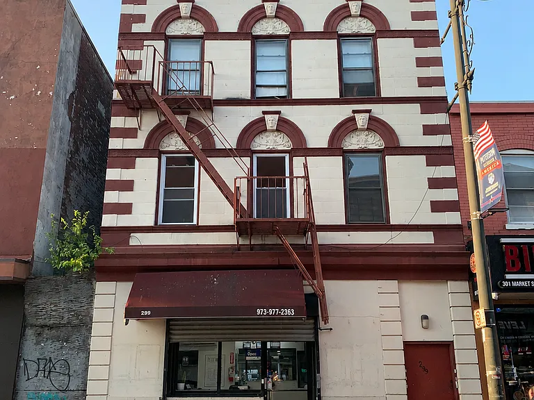 299 Market St #5 — Photo 1