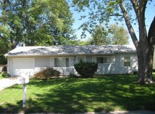 2710 Lawndale Dr, Champaign, IL