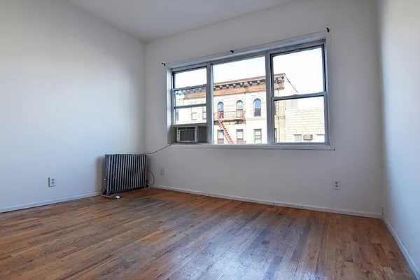 Rented by Coda Real Estate NYC | media 25