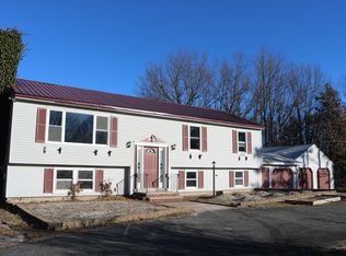 627 Webber Hill Rd, Kennebunk, ME 04043