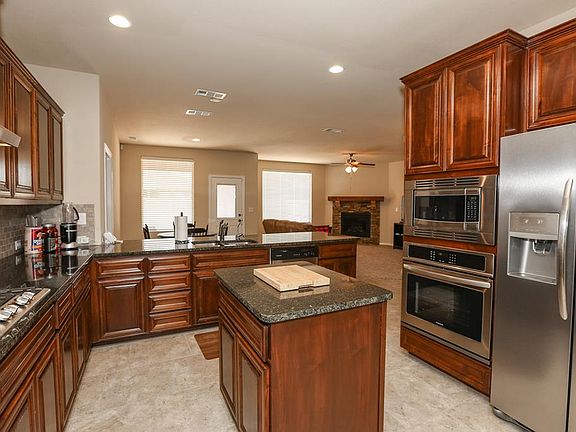 2nd image of 6616 Hall Of Fame Blvd