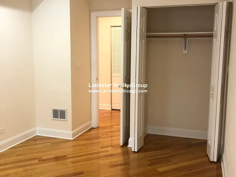 6937 N Oakley Ave #1 — Photo 10