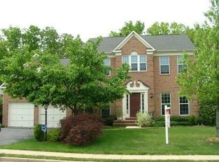 19979 Alexandras Grove Dr, Ashburn, VA 20147