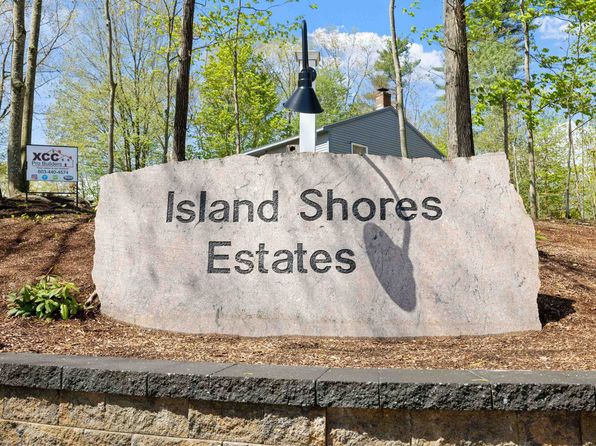 12 Bluffs Drive, Concord, NH 03303