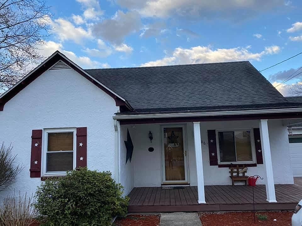 1st image of 306 Summerlee Ave