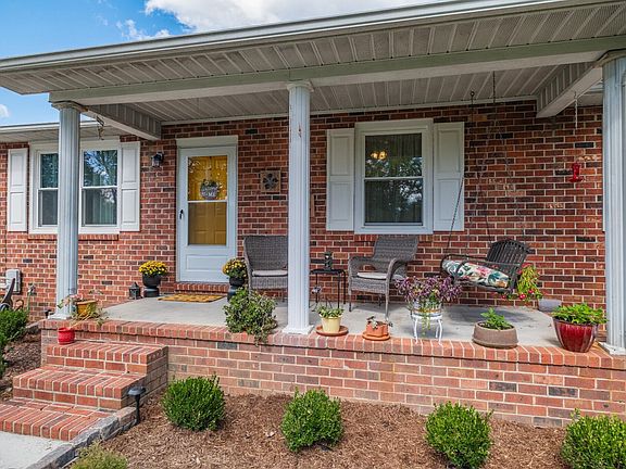 4th image of 793 Old Bushy Branch Rd