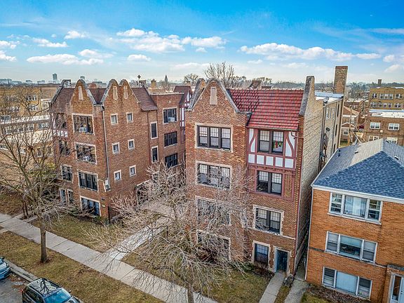 2nd image of 2613 W Berwyn Ave #2617-1B