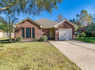 3900 Briar Hollow Dr, Dickinson, TX 77539