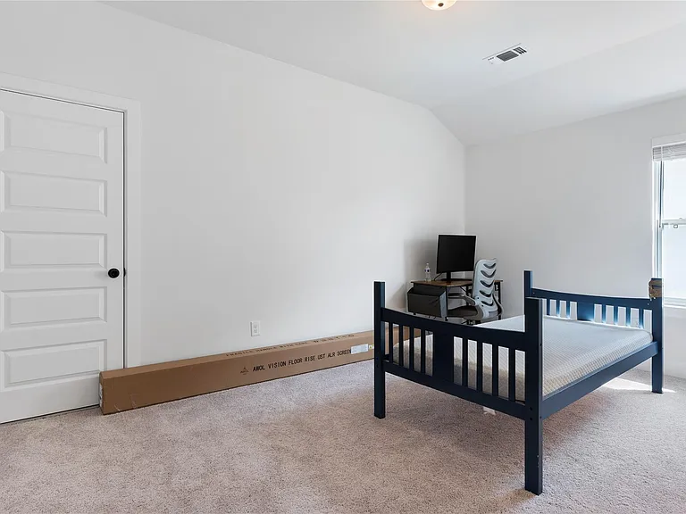 424 Hollister Dr — Photo 34
