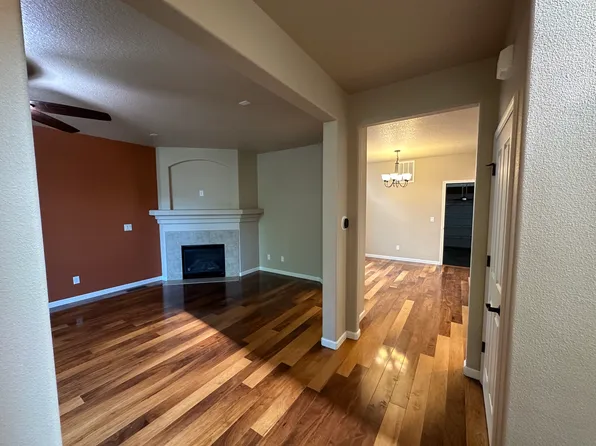 5287 SE Lone Oak St, Hillsboro, OR 97123