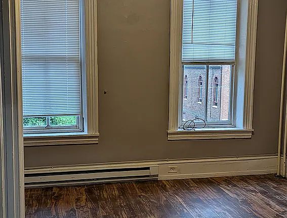 4th image of 234 S 3rd St APT 2