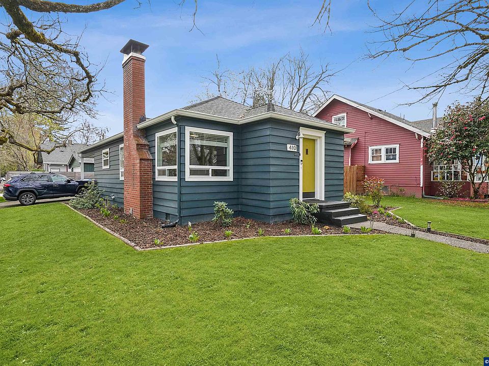 1st image of 410 23rd St SE