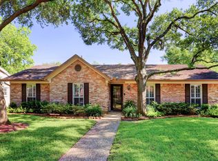 10039 Wickersham Ln, Houston, TX 77042
