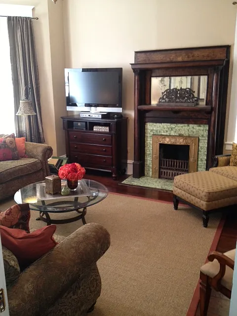 2 bed, 1000 sqft, $1,900 — Photo 2