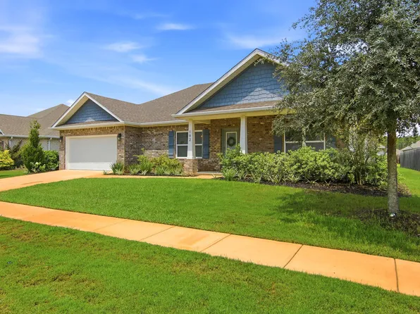 192 E Sky Way, Freeport, FL 32439