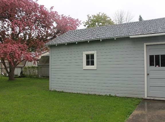5th image of 706 N Chilson St