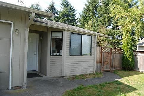 1st image of 8121 109th St E