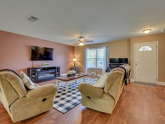 5th image of 5104 Trickling Creek Dr