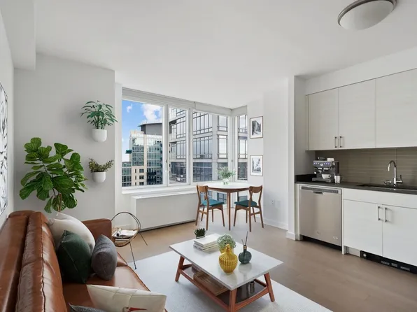 1 North 4th Place image 1 of 23