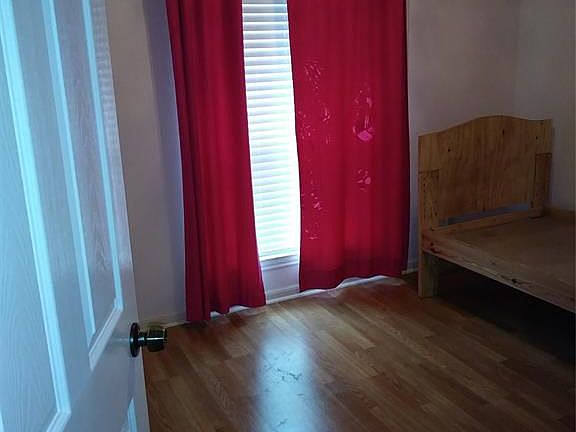 5th image of 14215 Bay Gardens Dr