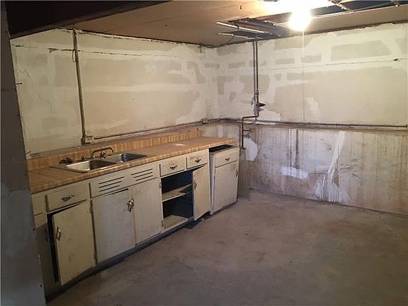 4th image of 7206 Nall Ave