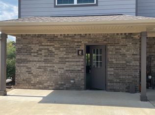 2057 Oriole St #E, Springdale, AR 72764